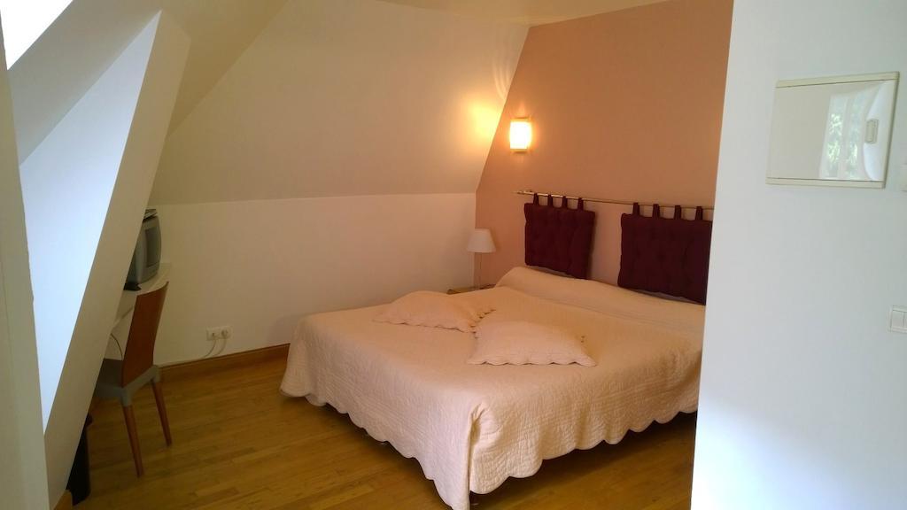 Chateau D'Arance Hotel Cette-Eygun Room photo